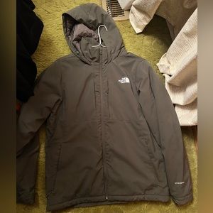 The North Face Men’s Jacket in Large